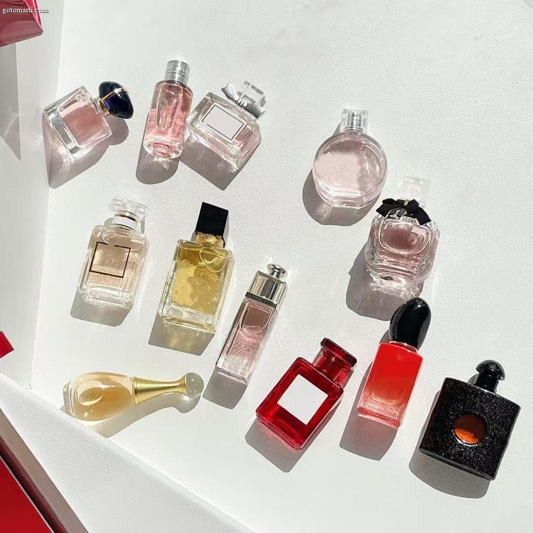 12-Piece Mini Perfume Gift Set – Perfect Gift for Her